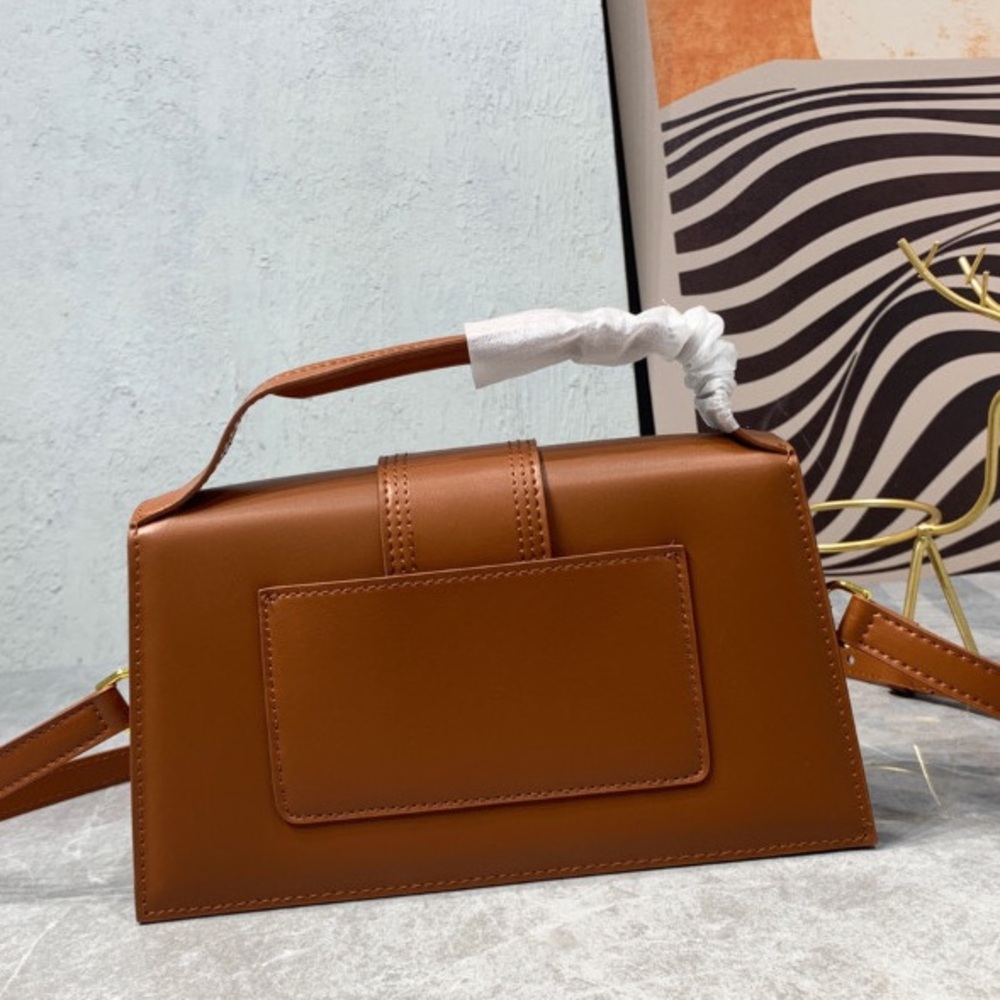 Jacquemus Tan Leather Shoulder Bag with Gold Logo - Picture 3 of 9